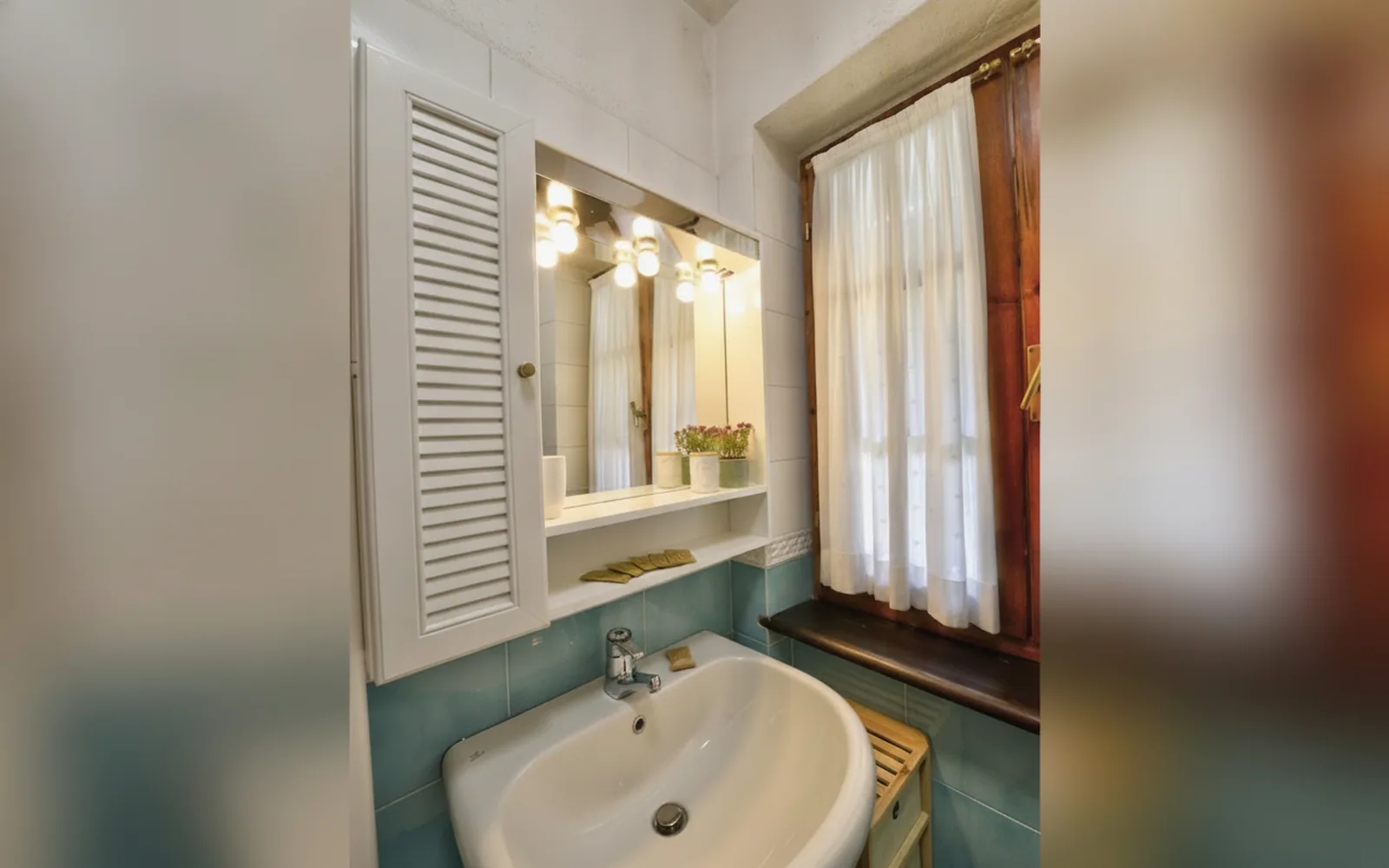 Camera con bagno privato — La Petite Maison, Pré-Saint-Didier (Valle d'Aosta) (foto 18)