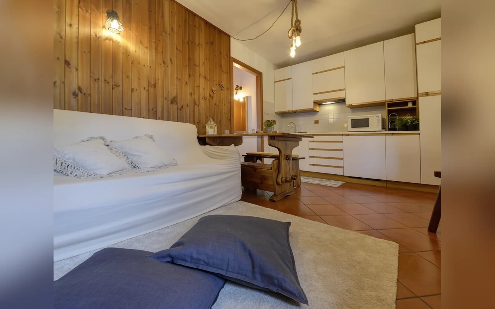 Camera con bagno privato — La Petite Maison, Pré-Saint-Didier (Valle d'Aosta) (foto 28)